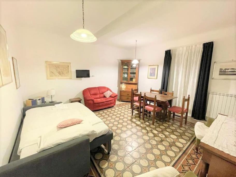 Near Colosseum By Varental 2Br + 1Sb Rome Luaran gambar