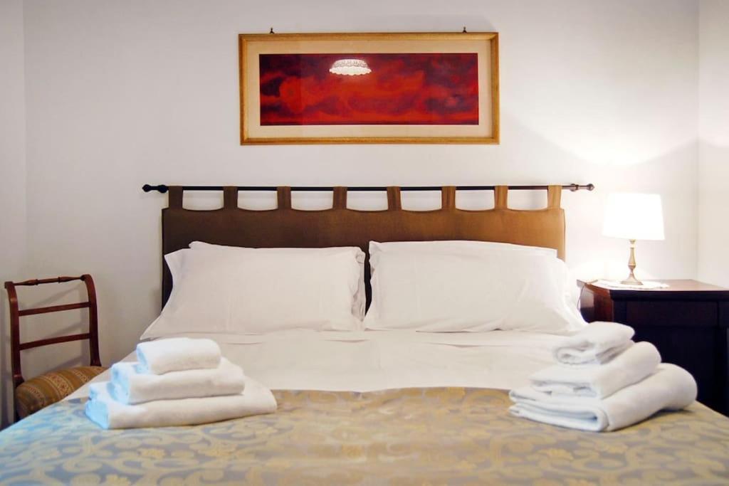 Near Colosseum By Varental 2Br + 1Sb Rome Luaran gambar