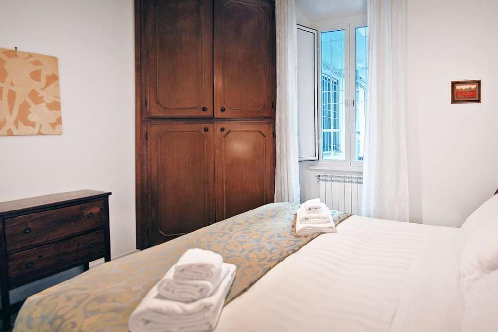 Near Colosseum By Varental 2Br + 1Sb Rome Luaran gambar